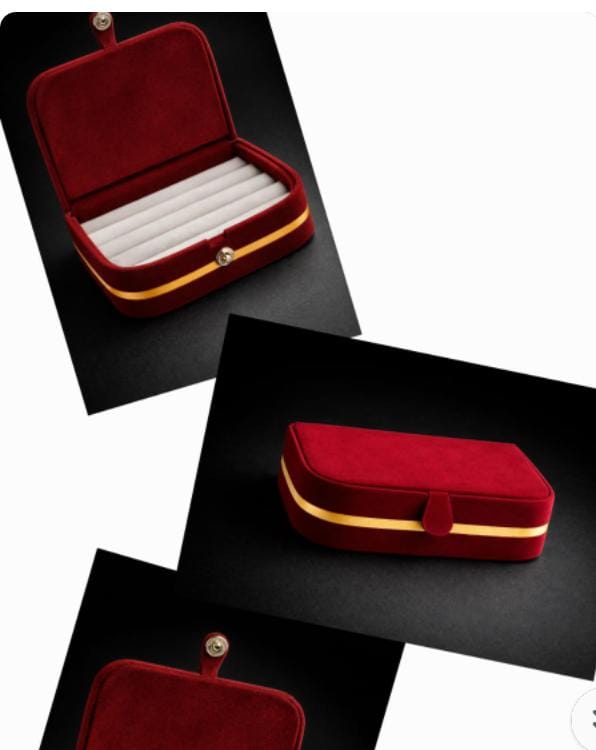 Royal Velvet Ring Organizer Box – Luxury Red Jewelry Storage Case